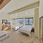 Slopeside 1849 Condos - Comfortable 3 Bedroom Condos With Full Kitchens