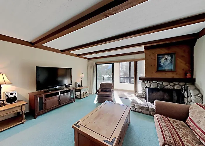 Slopeside 1849 Condos - Comfortable 3 Bedroom Condos With Full Kitchens