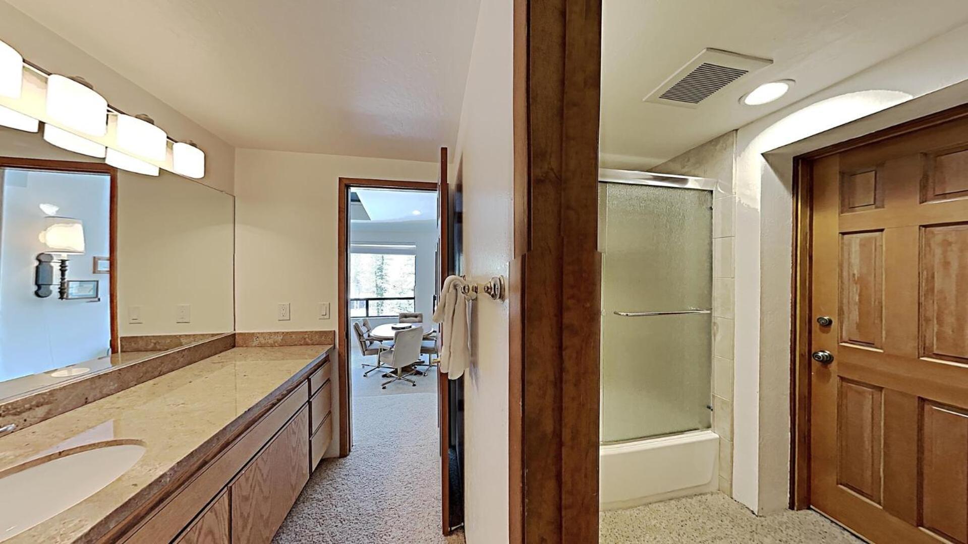 Apartamento Slopeside 1849 - Comfortable 3 Bedroom With Full Kitchens