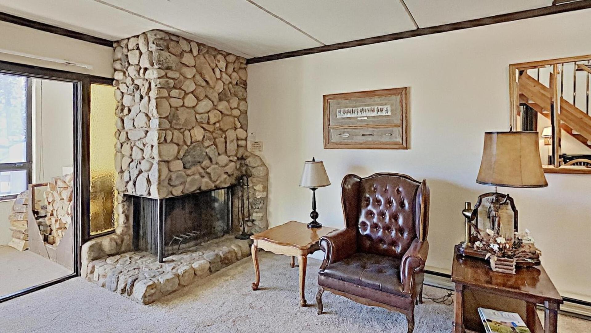 Slopeside 1849 - Comfortable 3 Bedroom With Full Kitchens *