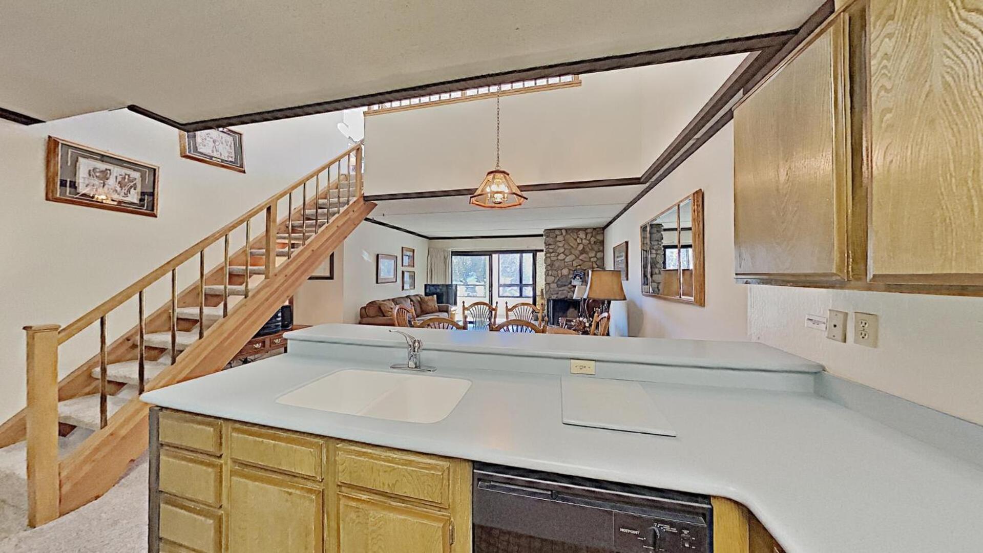 Slopeside 1849 - Comfortable 3 Bedroom With Full Kitchens * Mammoth Lakes
