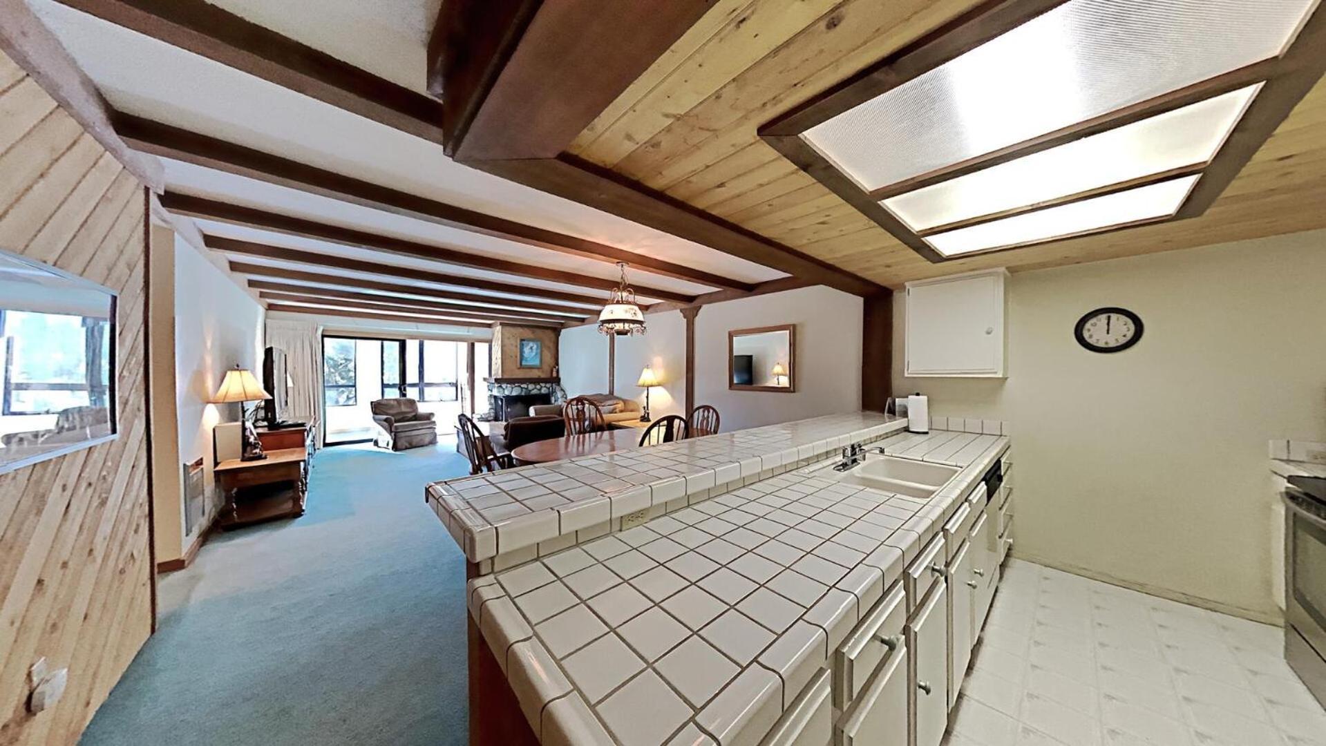 Slopeside 1849 - Comfortable 3 Bedroom With Full Kitchens Apartamento